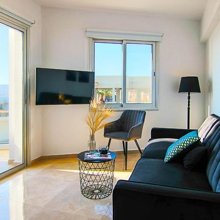 Phaedrus Living Seaside Residence Lighthouse 70 بافوس المظهر الخارجي الصورة
