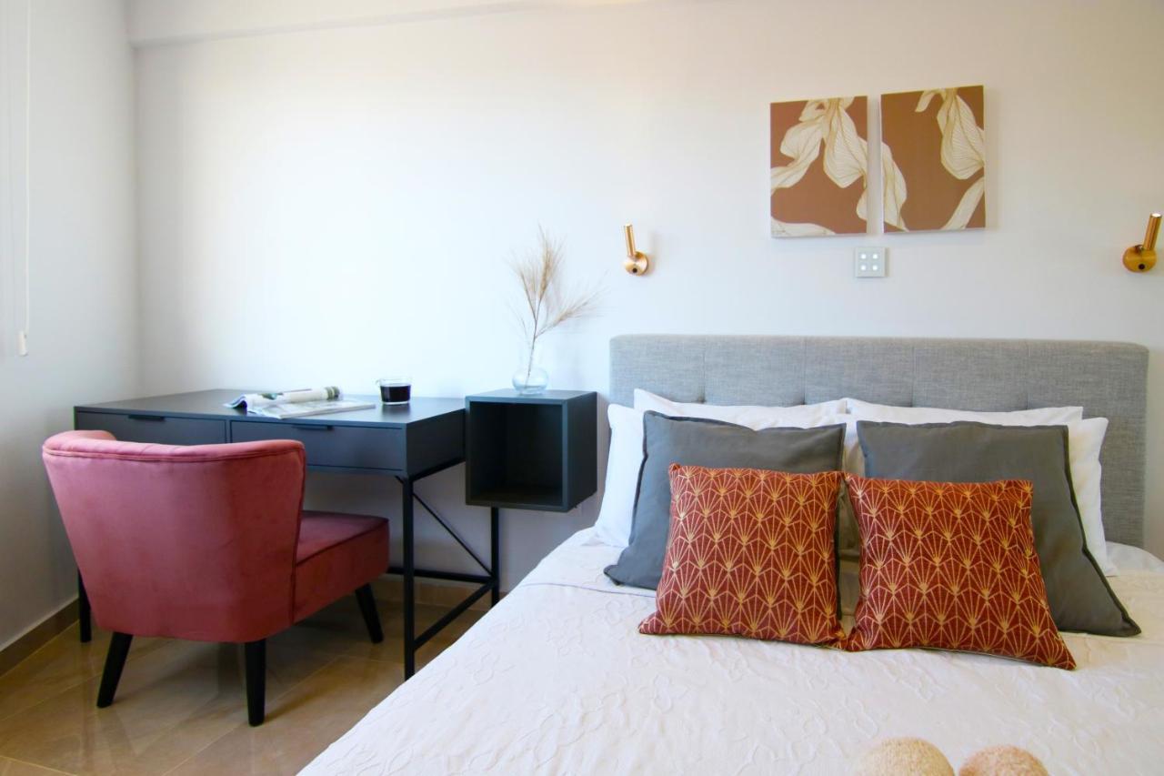Phaedrus Living Seaside Residence Lighthouse 70 بافوس المظهر الخارجي الصورة